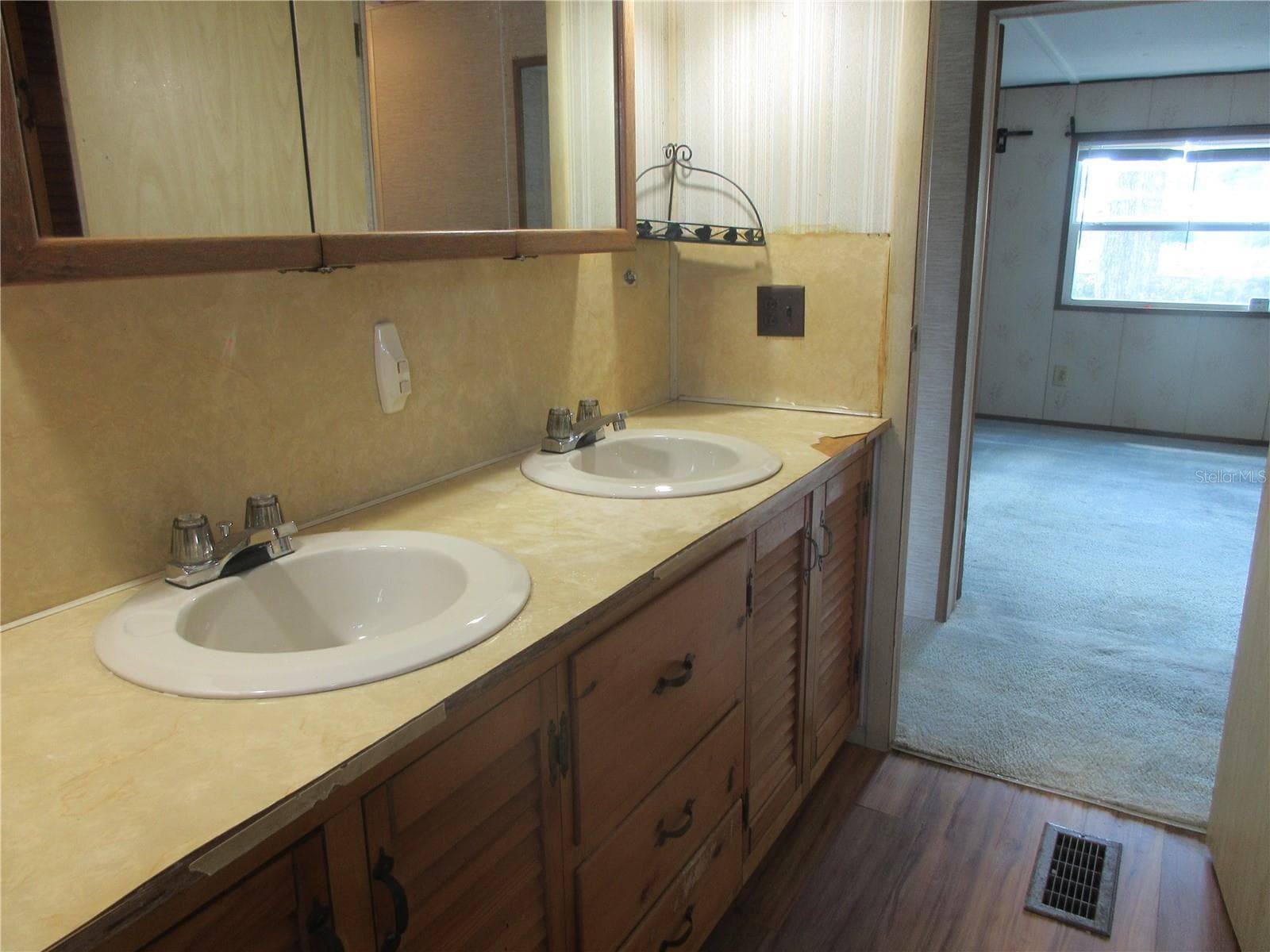 Mobile Home at 1742 SE 169TH TERRACE RD, SILVER SPRINGS, photo 33 of 91