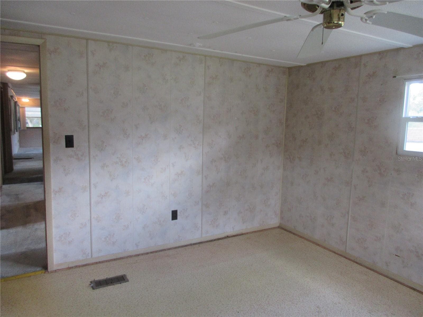 Mobile Home at 1742 SE 169TH TERRACE RD, SILVER SPRINGS, photo 39 of 91