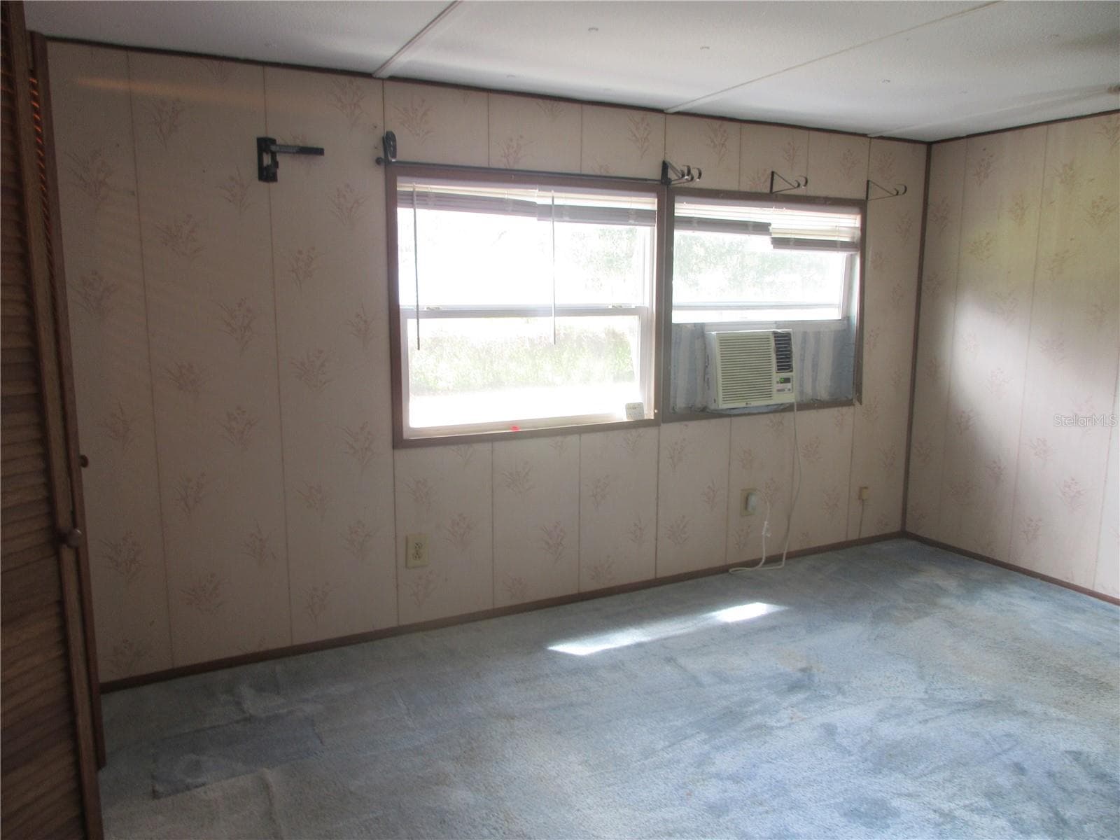 Mobile Home at 1742 SE 169TH TERRACE RD, SILVER SPRINGS, photo 44 of 91