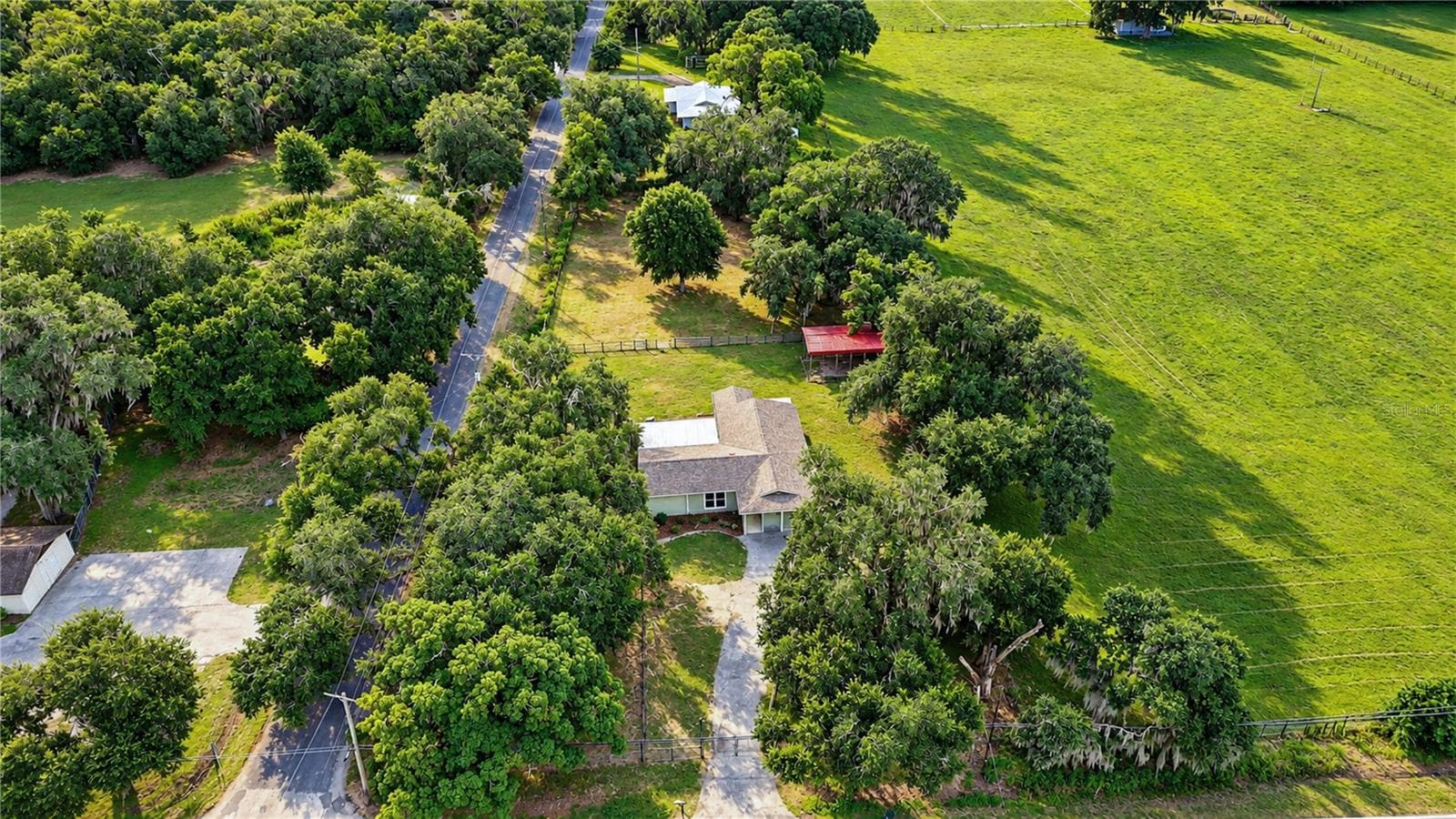 1.86 Fenced Yard! - 3712 GALLAGHER RD, PLANT CITY