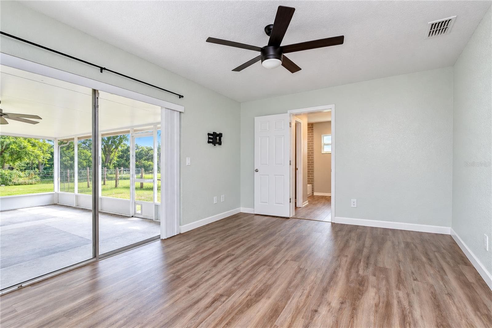 Primary with Sliders! - 3712 GALLAGHER RD, PLANT CITY