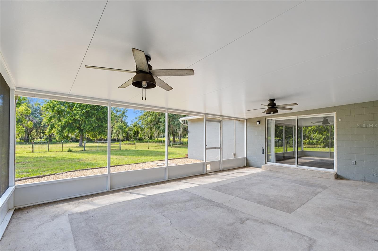 Enjoy Florida year round! - 3712 GALLAGHER RD, PLANT CITY
