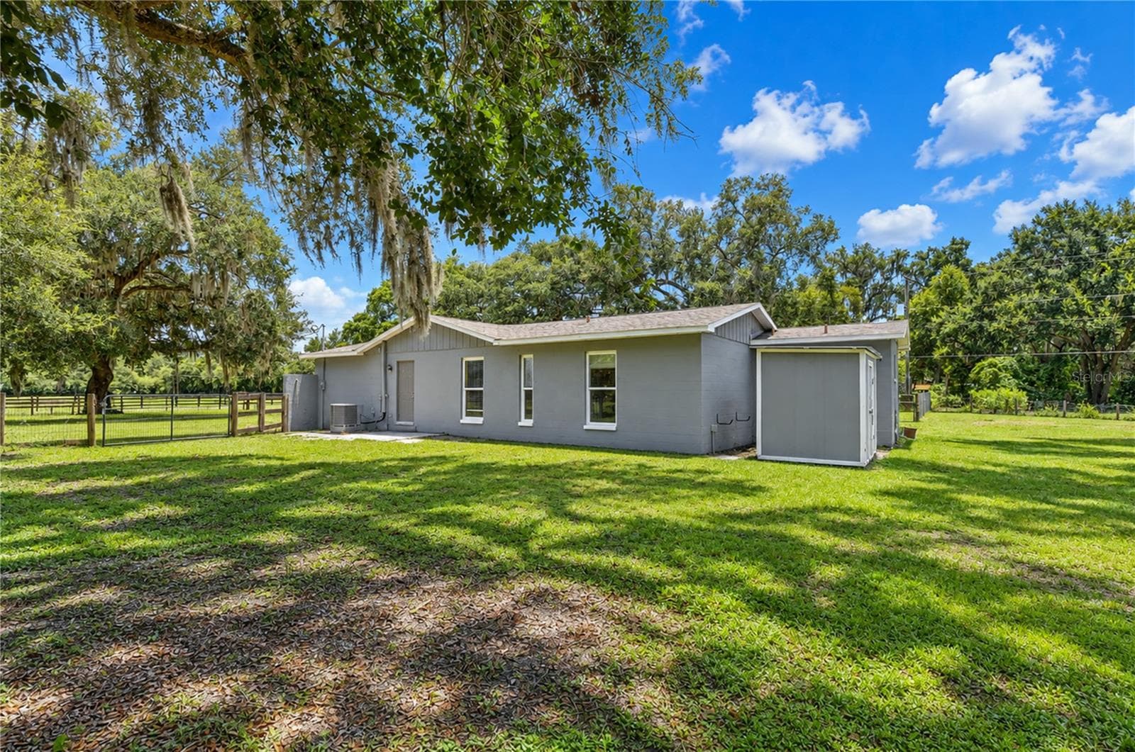 Double side gate! - 3712 GALLAGHER RD, PLANT CITY