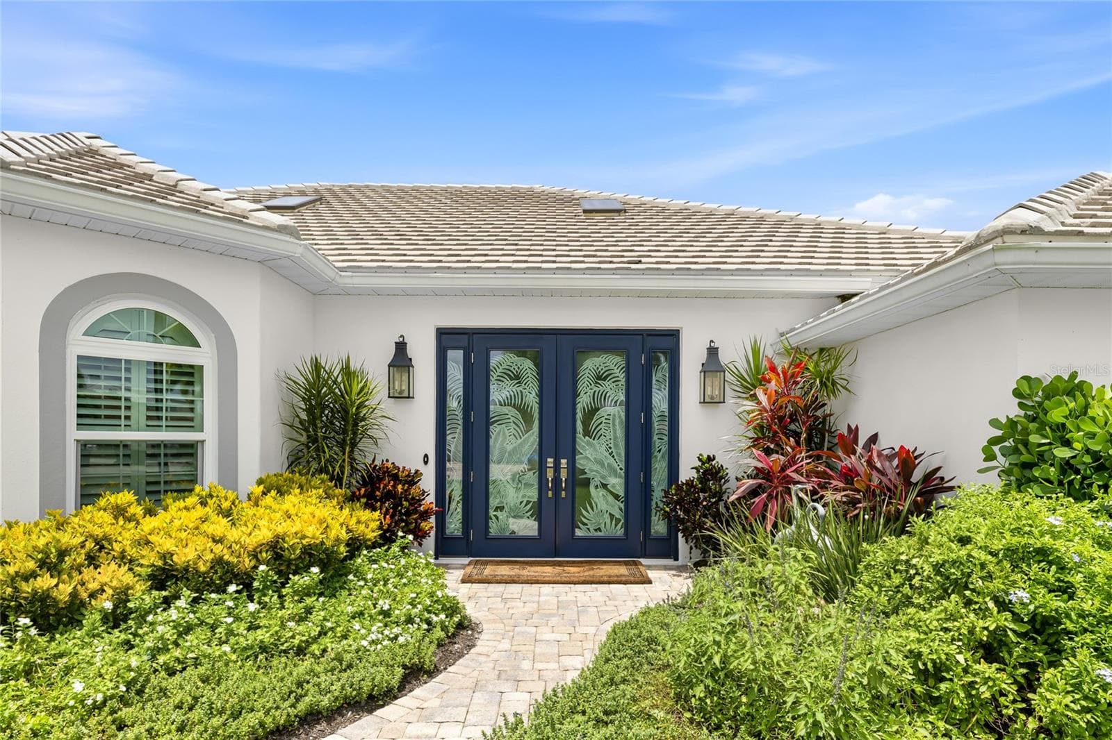Single Family Residence at 7780 HOLIDAY DR N, SARASOTA, photo 7 of 62
