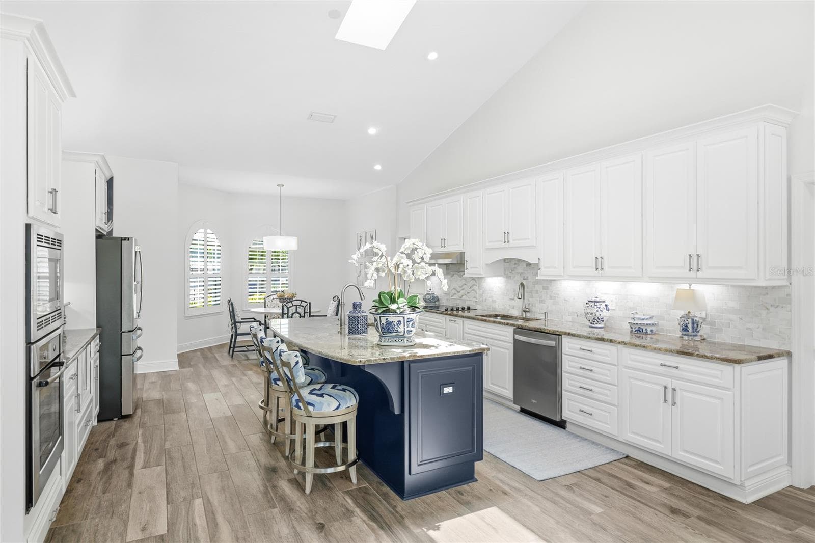 Single Family Residence at 7780 HOLIDAY DR N, SARASOTA, photo 19 of 62