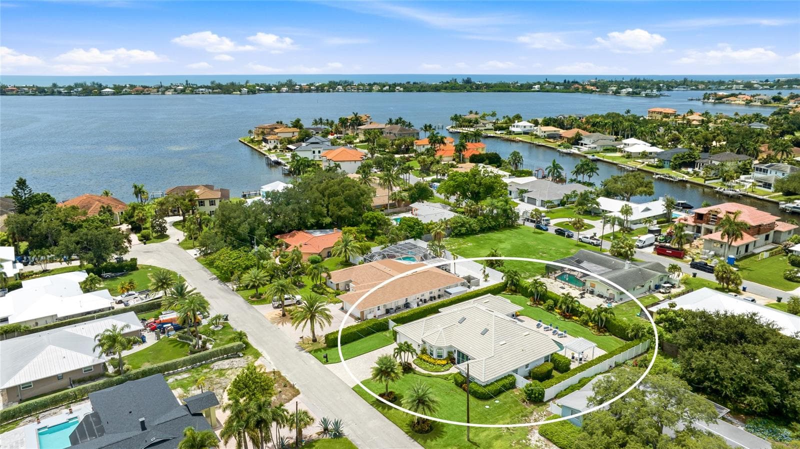 Single Family Residence at 7780 HOLIDAY DR N, SARASOTA, photo 59 of 62