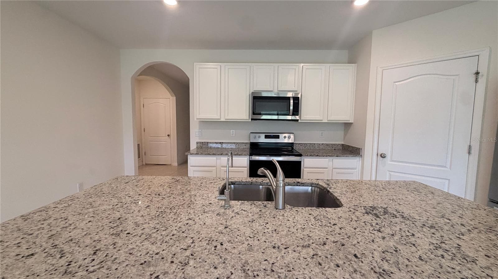 Single Family Residence at 2898 TURNSTONE RUN, ST CLOUD, photo 13 of 29