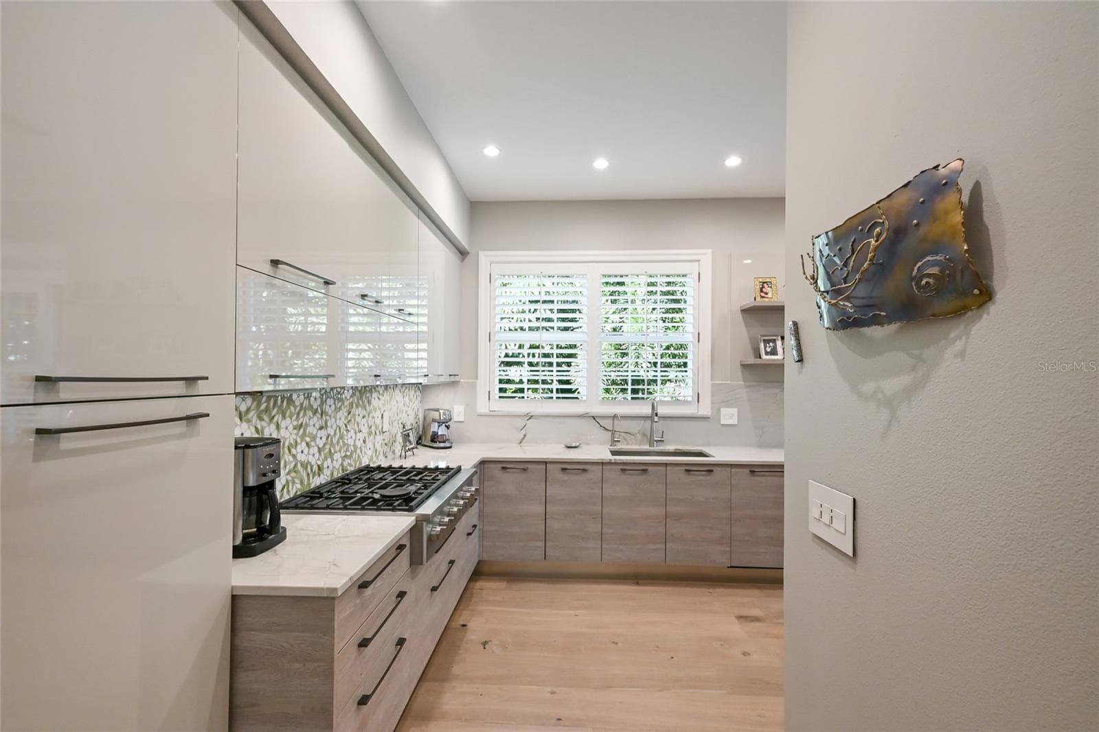 Single Family Residence at 1749 LINCOLN PARK CIR, SARASOTA, photo 19 of 52