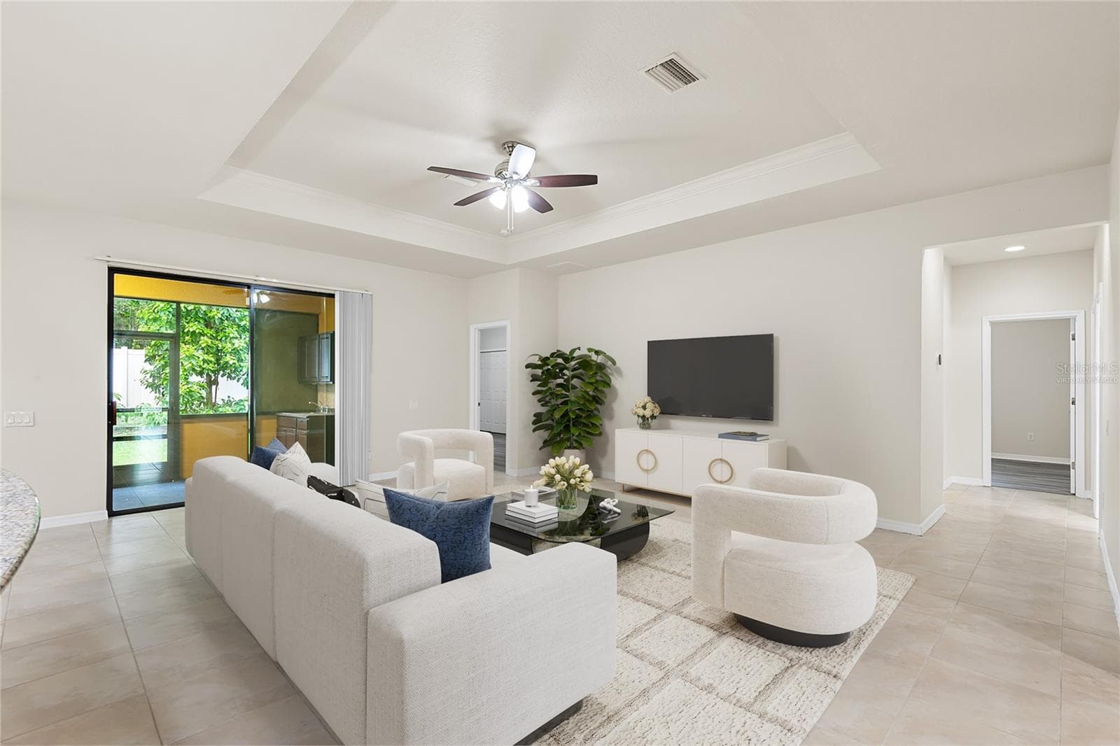 Virtually Staged - 2236 LANDSIDE DR, VALRICO