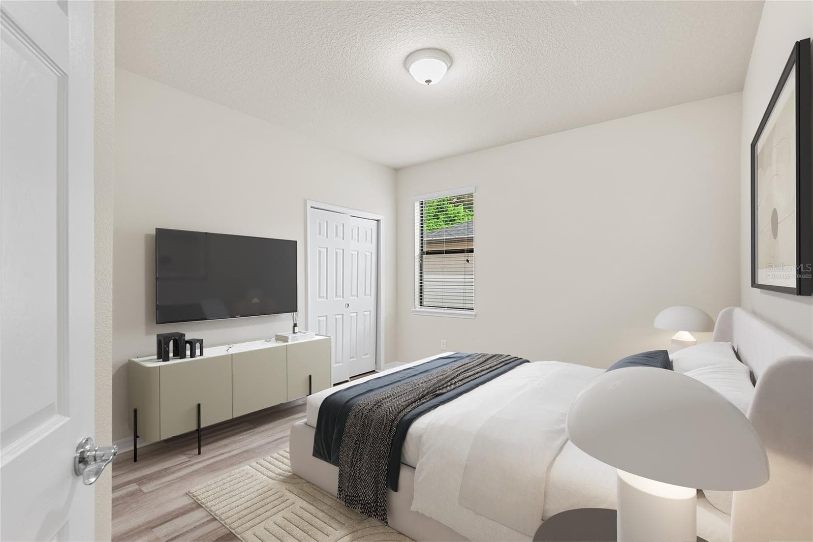 Virtually Staged - 2236 LANDSIDE DR, VALRICO