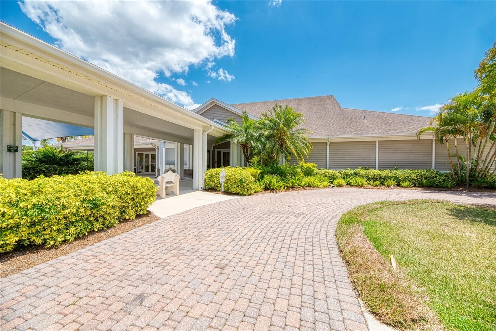 Second building for meetings, events, clubs, catering kitchen - 3275 OSPREY LN, PORT CHARLOTTE