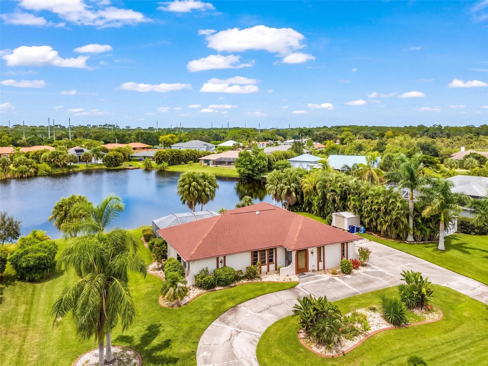 Single Family Residence at 17161 WATERS EDGE CIR, NORTH FORT MYERS, photo 31 of 33