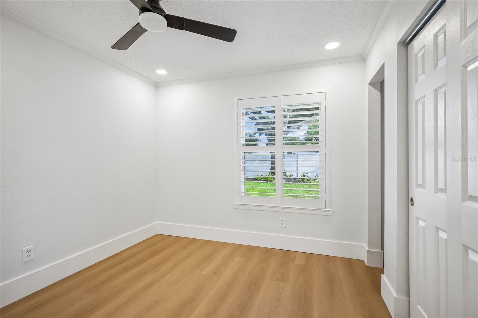 Single Family Residence at 2805 NORTHCOTE DR, PALM HARBOR, photo 16 of 37