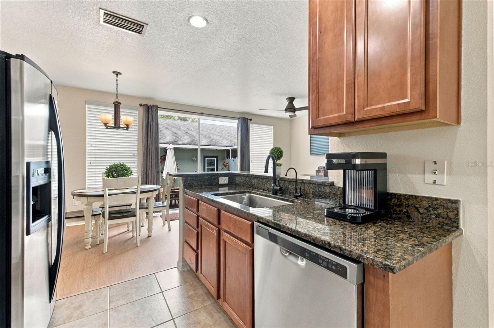 Townhouse at 10645 MARSHA DR, NEW PORT RICHEY, photo 5 of 65