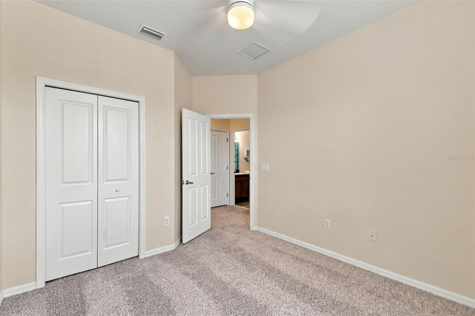 Townhouse at 10645 MARSHA DR, NEW PORT RICHEY, photo 19 of 65
