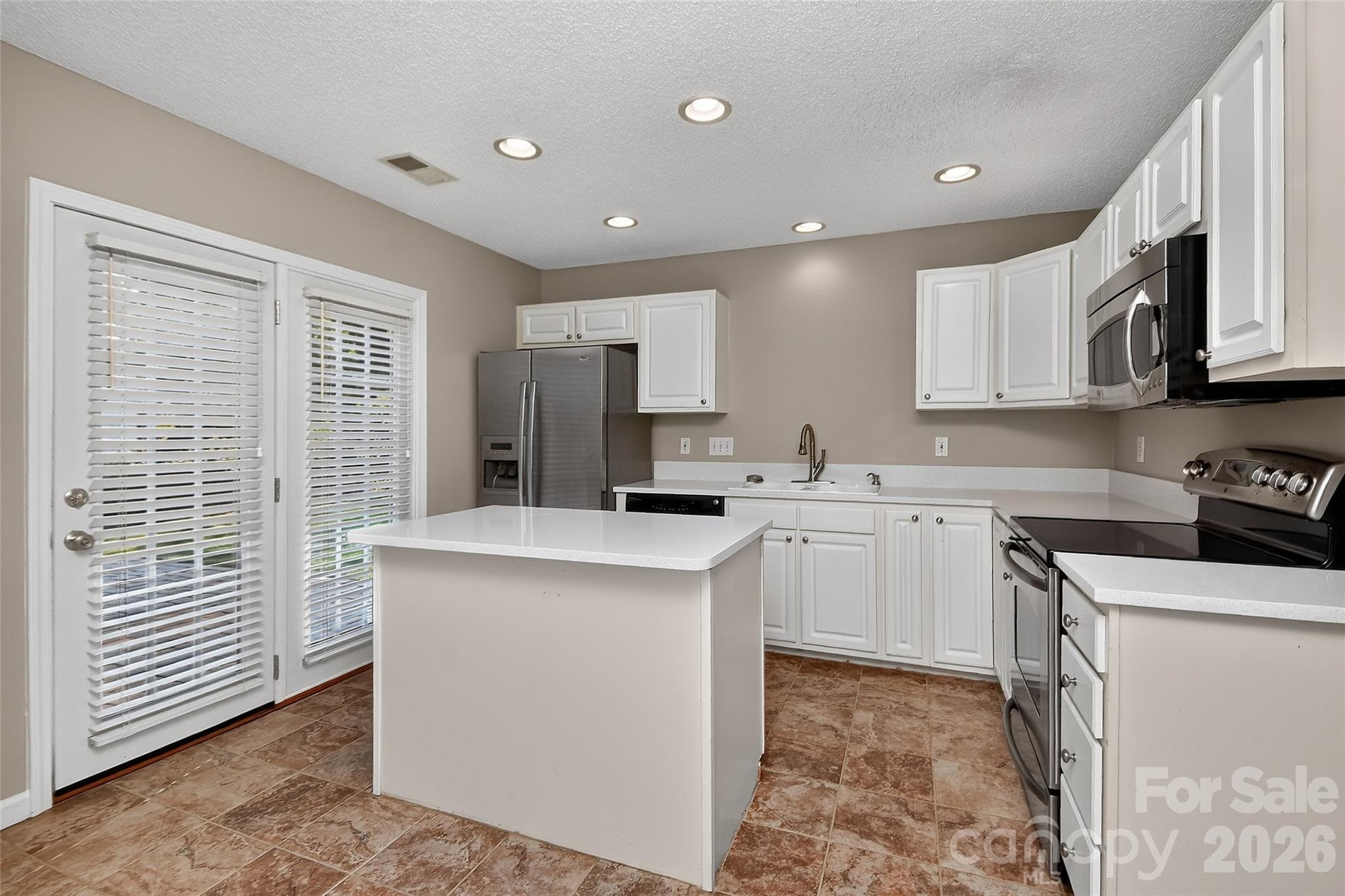 Townhouse at 12523 Bluestem Lane, Charlotte, photo 11 of 36