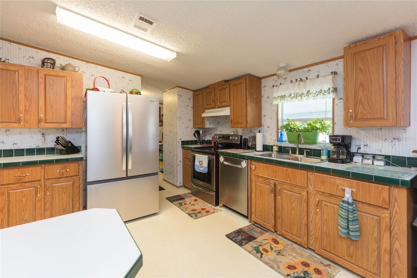 Manufactured Home at 14716 BILLIE LN, DADE CITY, photo 12 of 44