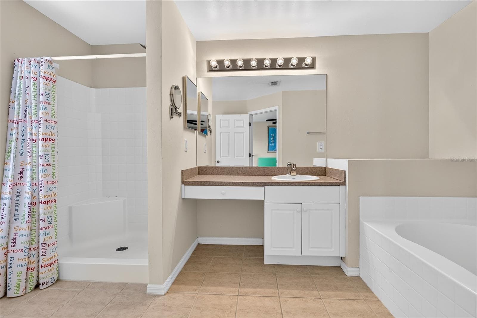 Single Family Residence at 317 NE 9TH TER, CAPE CORAL, photo 20 of 36