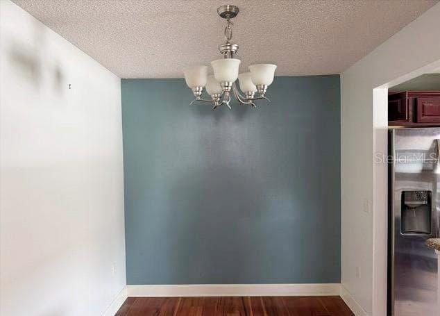 Single Family Residence at 32911 FOREST AVE, LEESBURG, photo 4 of 14