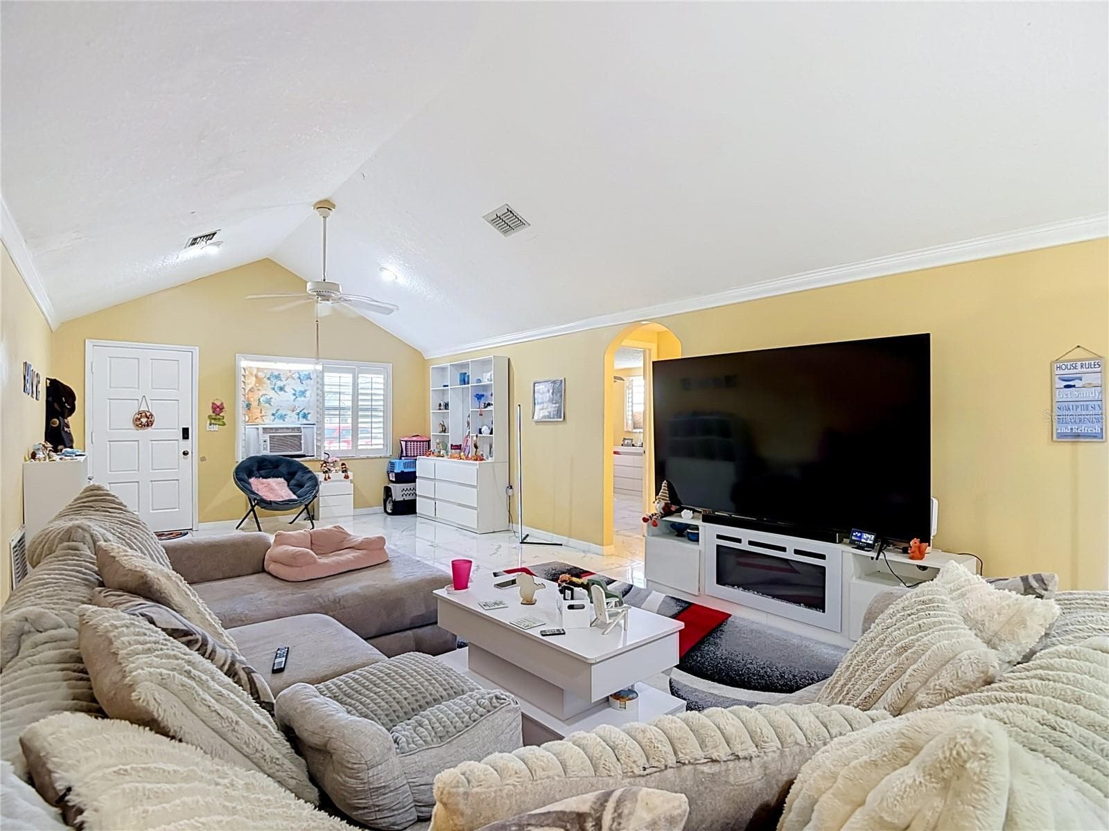 Single Family Residence at 13920 BARNARD AVE, HUDSON, photo 11 of 59