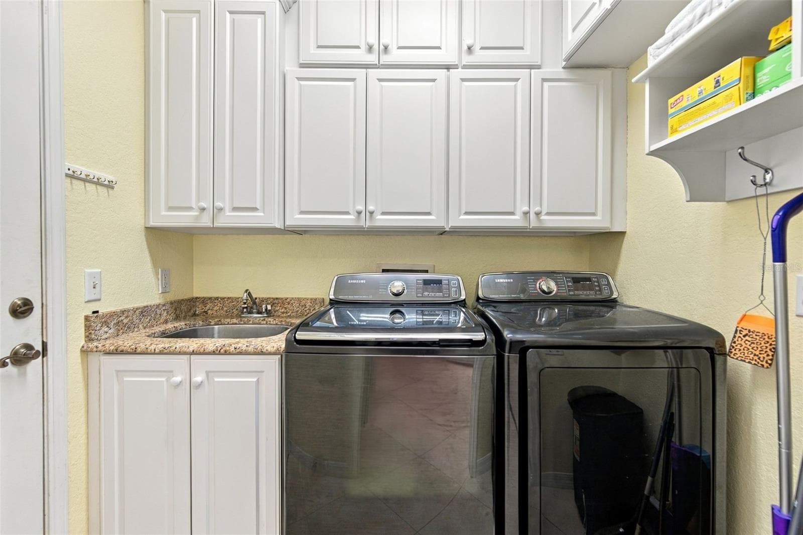 Condominium at 1248 LYNDHURST GREENS DR #1248, SUN CITY CENTER, photo 28 of 35
