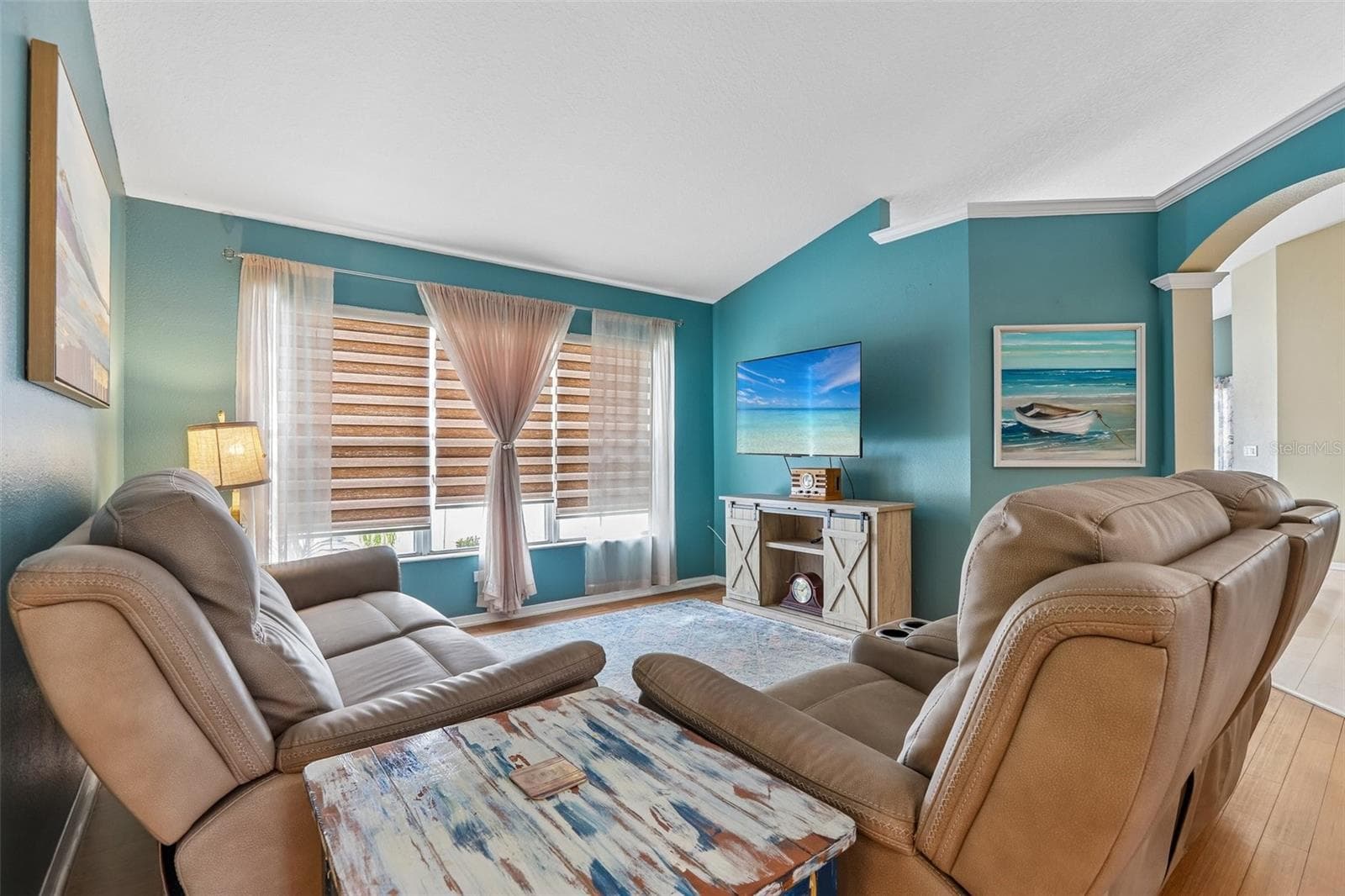 Single Family Residence at 2546 ARROWPOINTE DR, HOLIDAY, photo 4 of 36