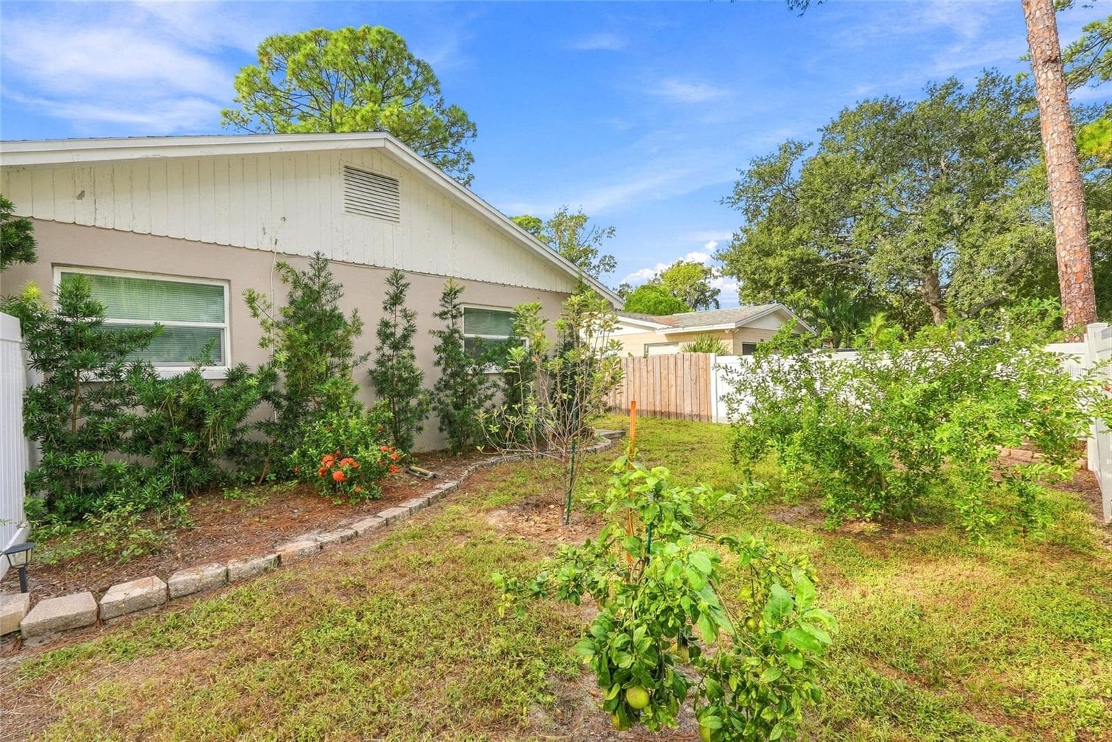 Fully Fenced Backyard - 8030 5TH ST N, ST PETERSBURG