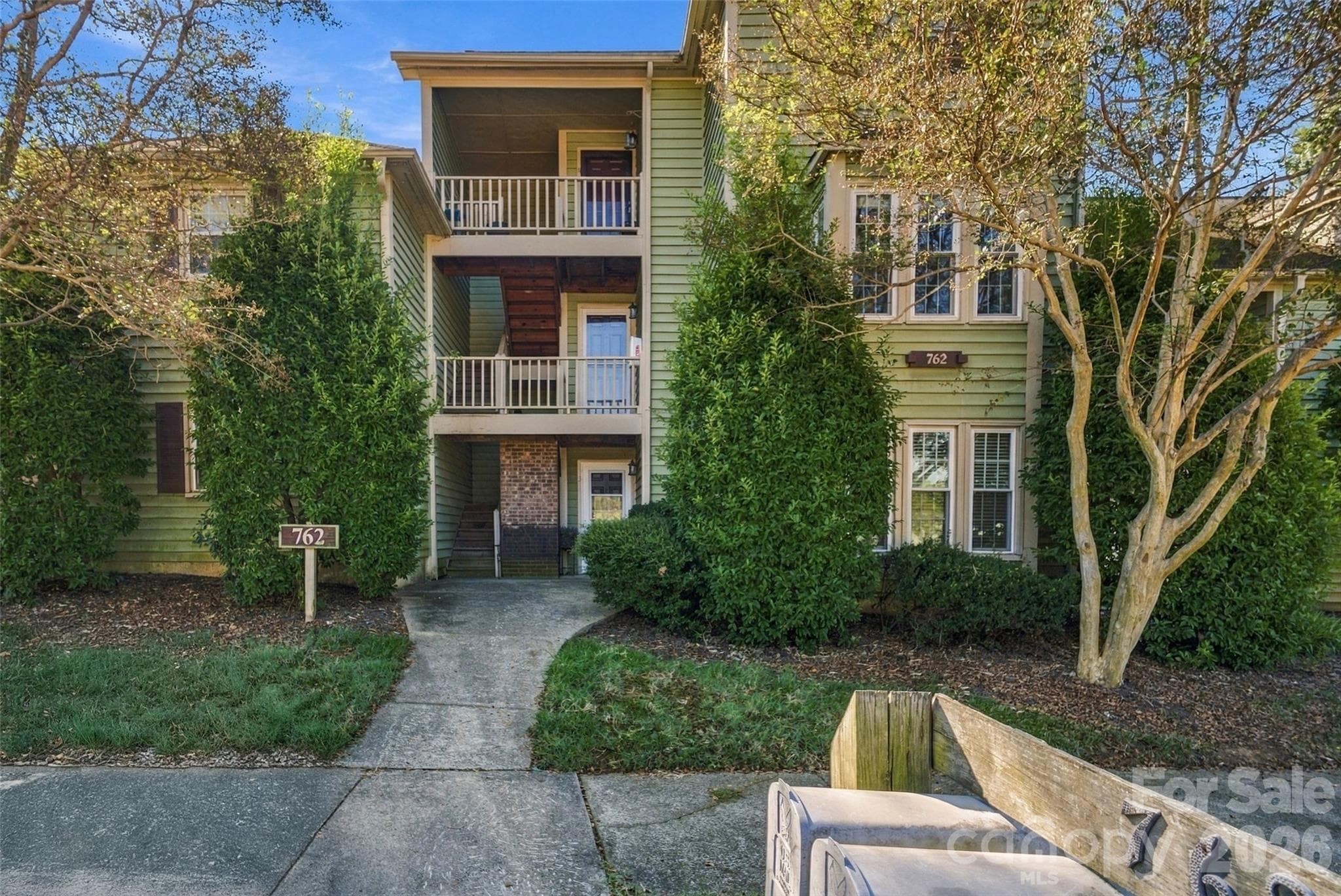 Welcome home to this move-in ready condo - 762 Marsh Road, Charlotte