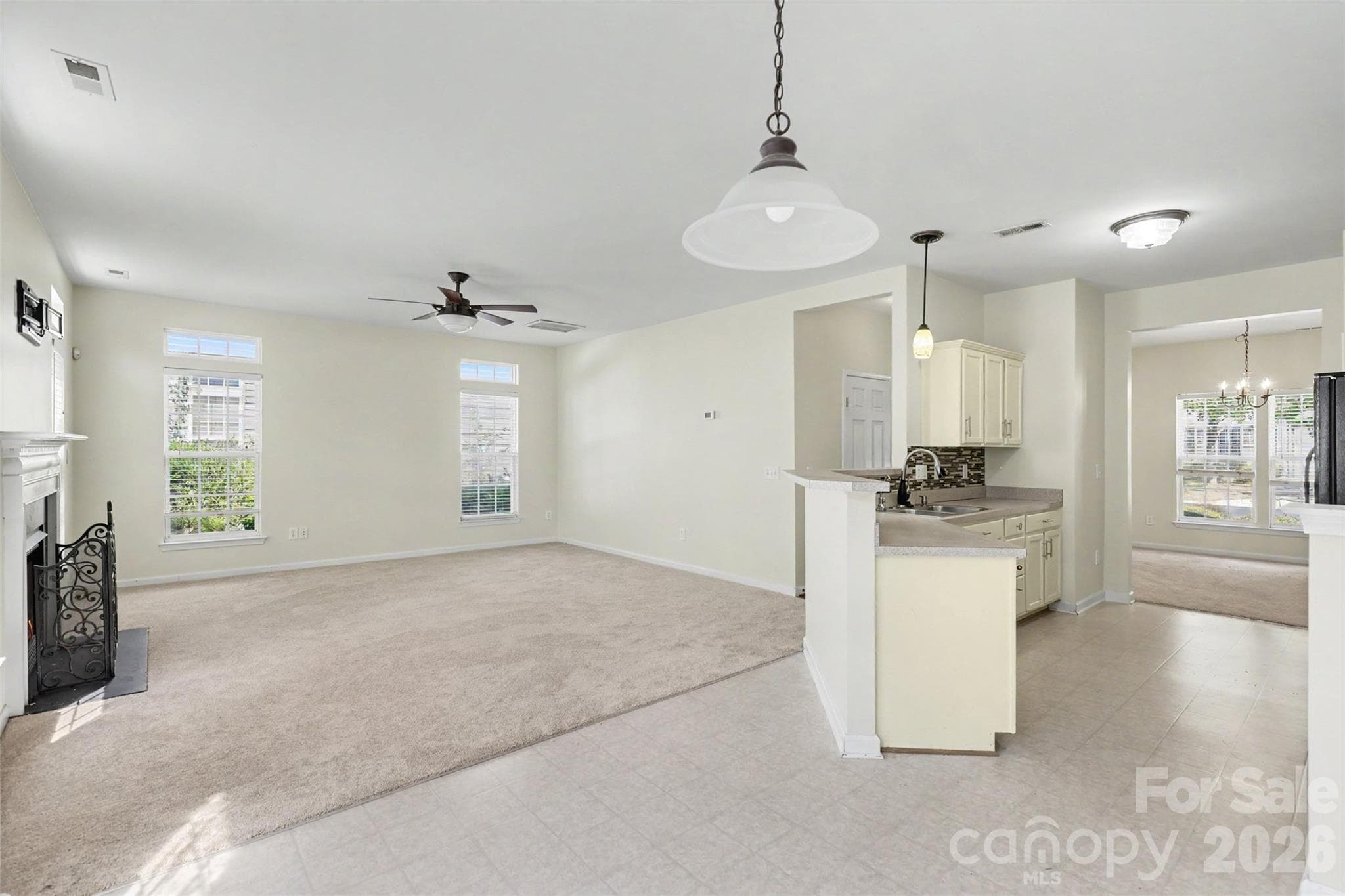 Townhouse at 176 Snead Road, Fort Mill, photo 13 of 42