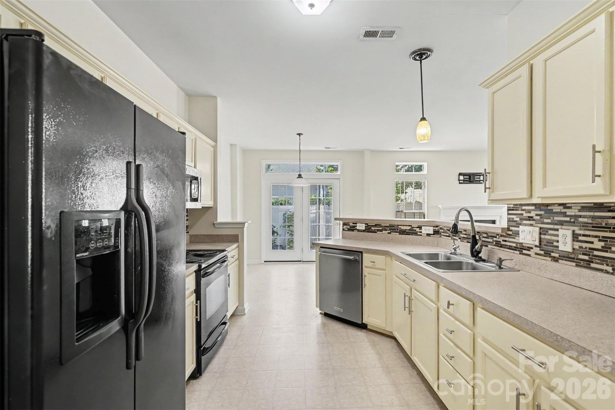 Townhouse at 176 Snead Road, Fort Mill, photo 15 of 42