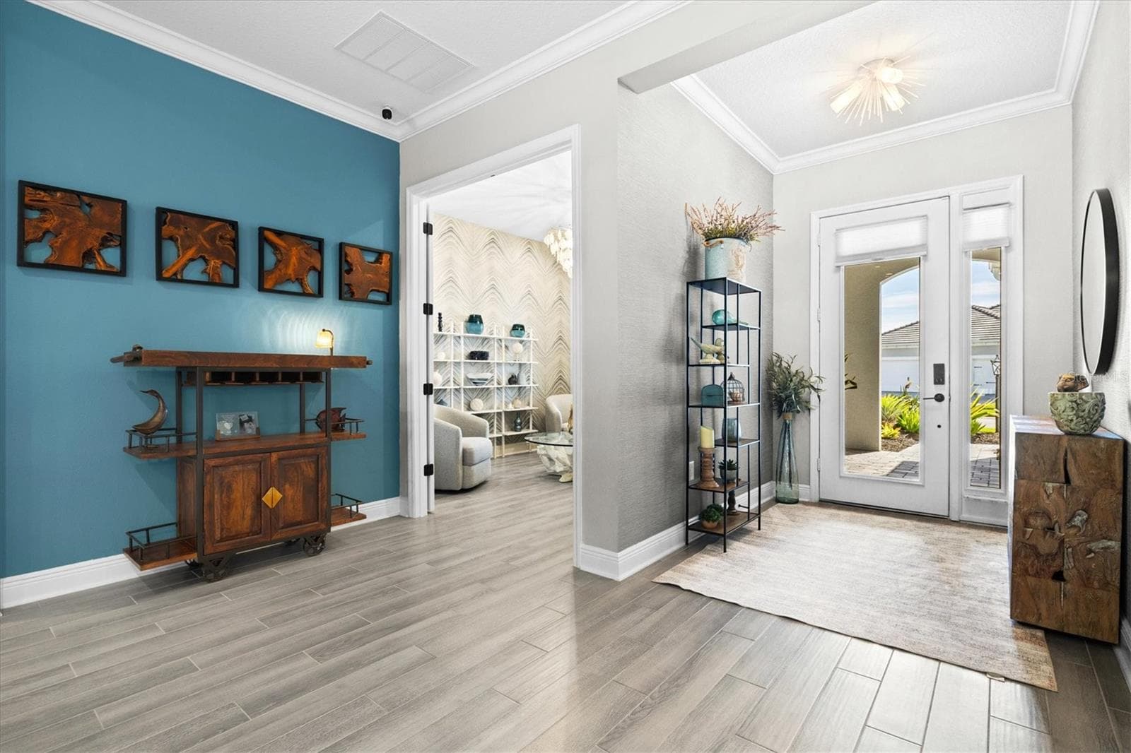 Single Family Residence at 21221 HOLMES CIR, VENICE, photo 12 of 100