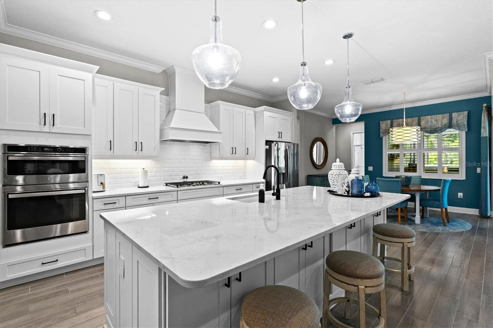 Single Family Residence at 21221 HOLMES CIR, VENICE, photo 26 of 100