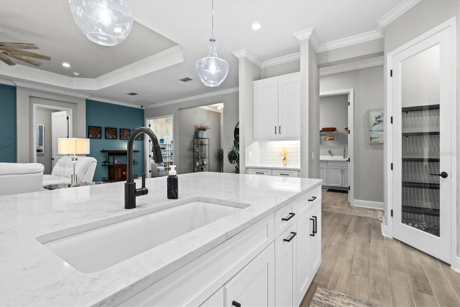 Single Family Residence at 21221 HOLMES CIR, VENICE, photo 29 of 100