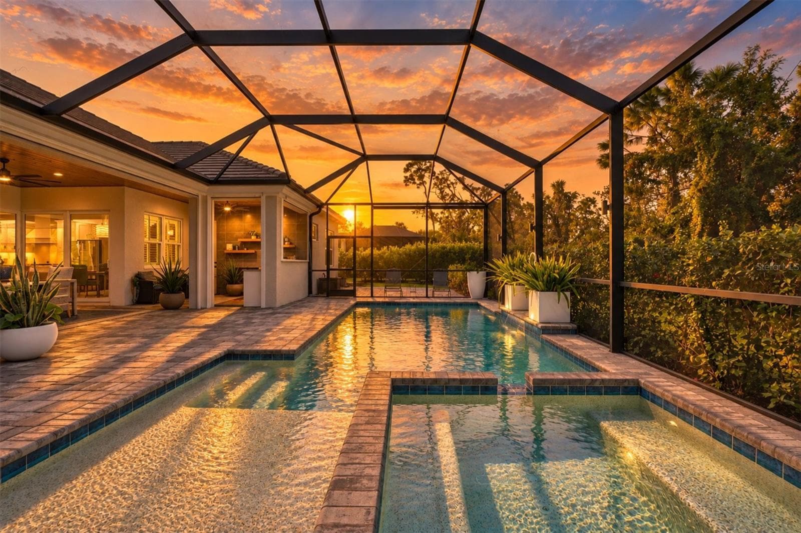 Single Family Residence at 21221 HOLMES CIR, VENICE, photo 100 of 100