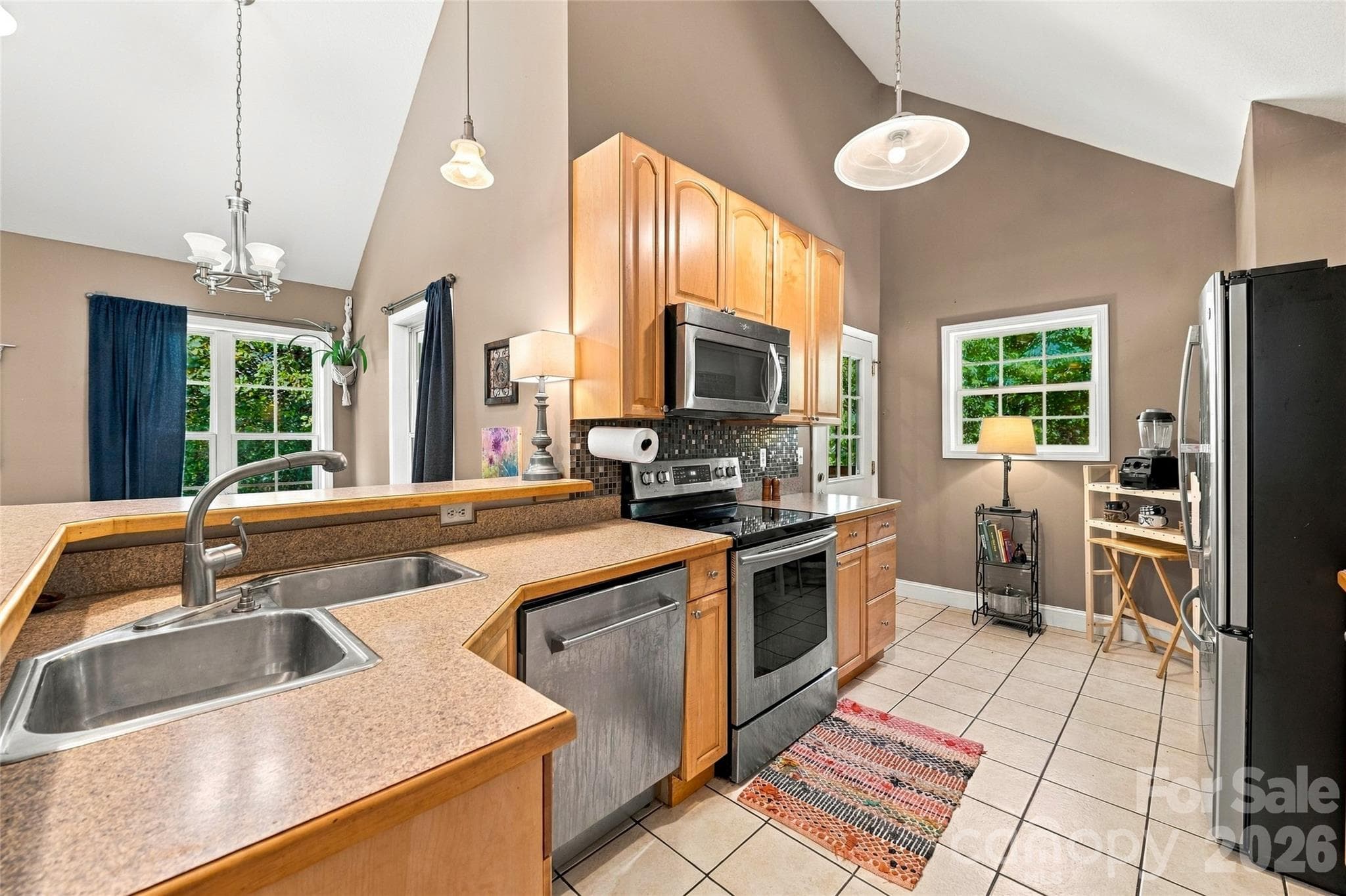 Single Family Residence at 8 Maltese Lane, Weaverville, photo 5 of 20