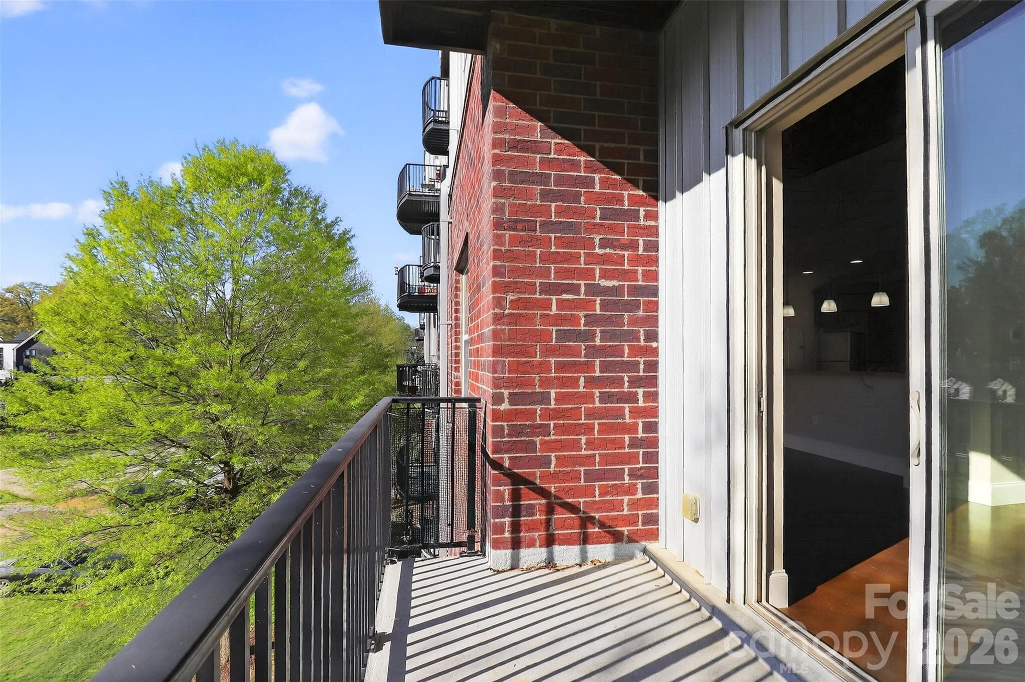 Condominium at 2338 Yadkin Avenue, Charlotte, photo 8 of 31