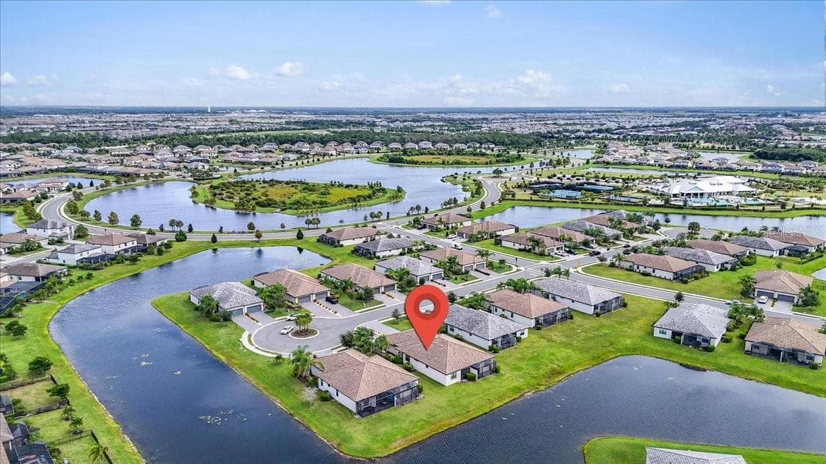 Villa at 15914 CLEAR SKIES PL, BRADENTON, photo 45 of 79