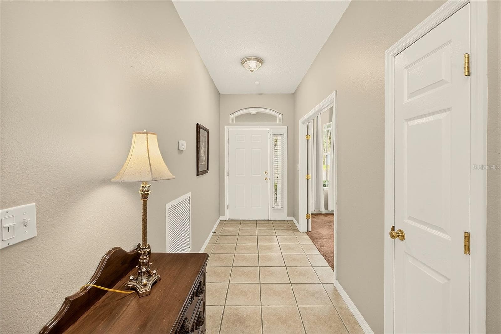 FOYER - 8634 ALEXANDRA ARBOR LN, TEMPLE TERRACE