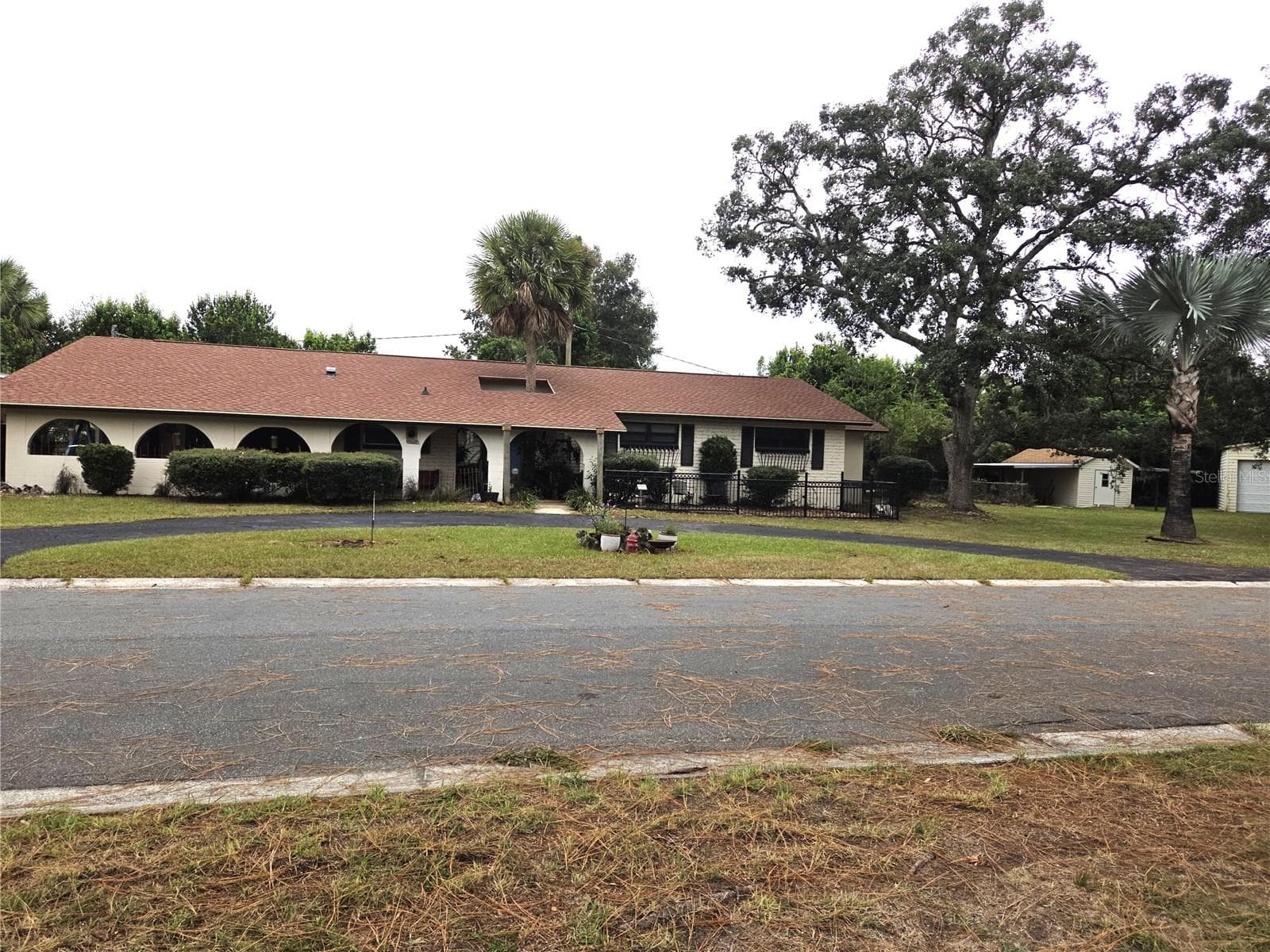 1848 NE 40TH CIR