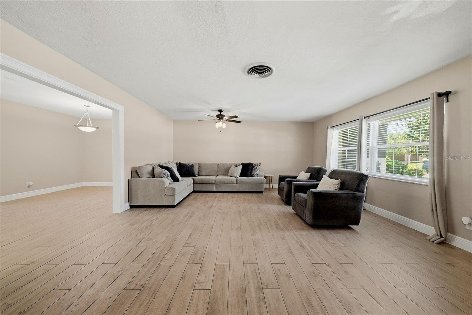 Single Family Residence at 6675 COLONY DR S, ST PETERSBURG, photo 15 of 65
