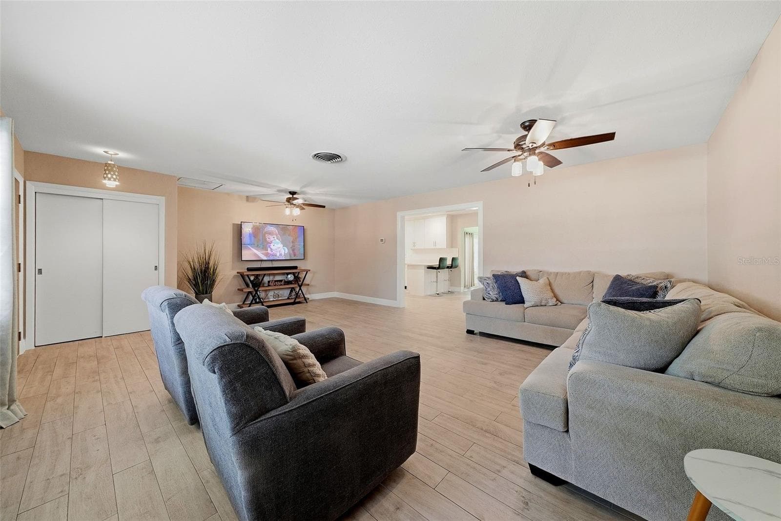 Single Family Residence at 6675 COLONY DR S, ST PETERSBURG, photo 16 of 65