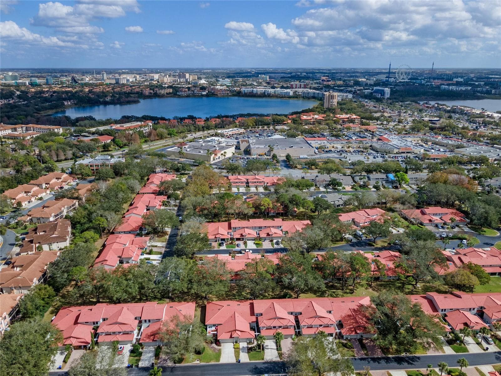 A look at the community’s setting in the heart of Dr. Phillips. - 8235 AMBROSE COVE WAY, ORLANDO