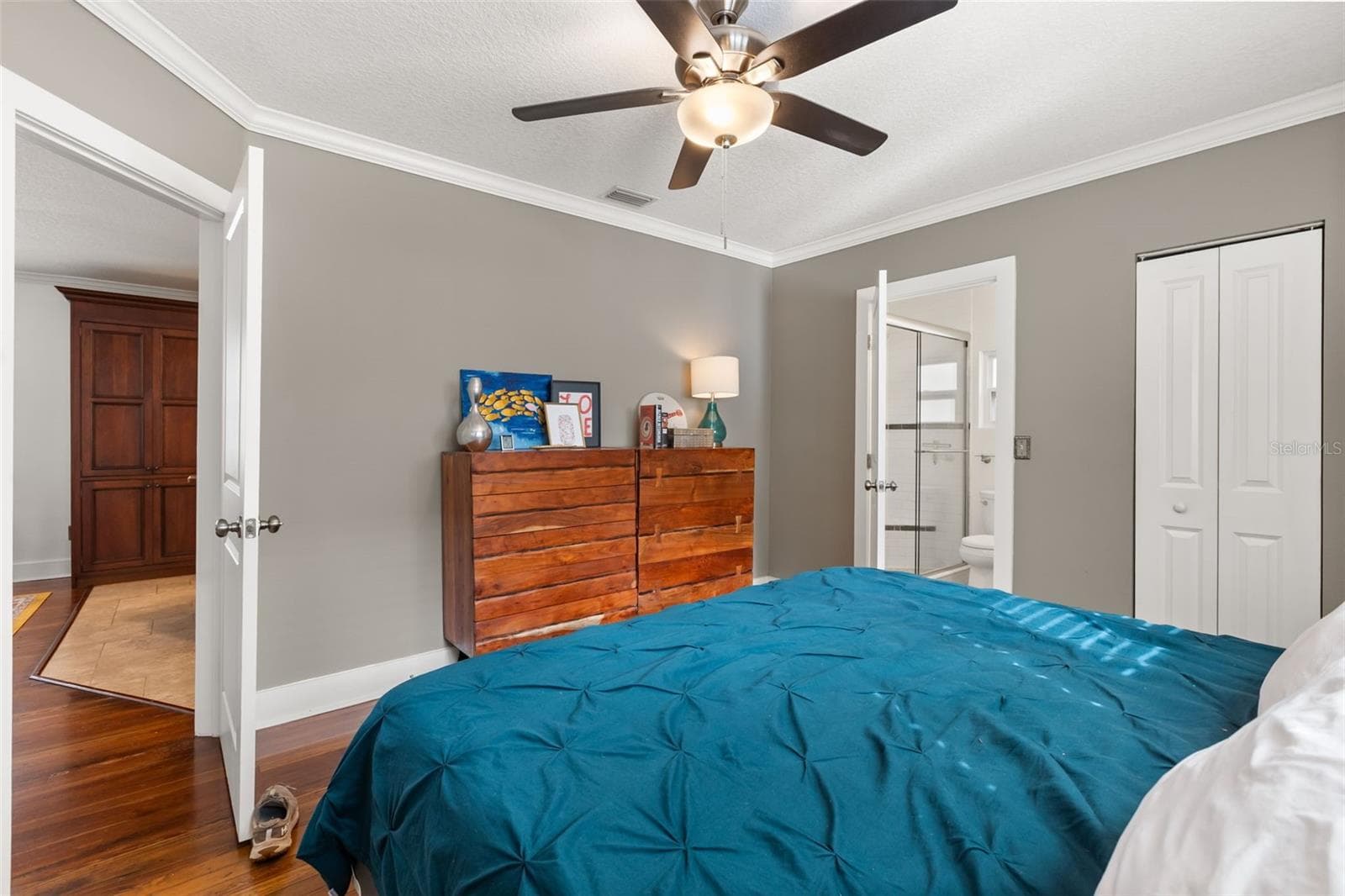 Walk-in Closet, EnSuite Bathroom - 1217 NOBLE PL, ORLANDO