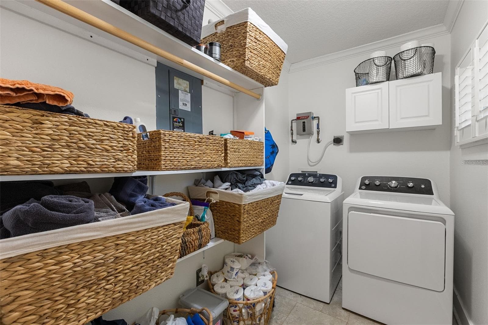 Laundry Room Storage - 1217 NOBLE PL, ORLANDO