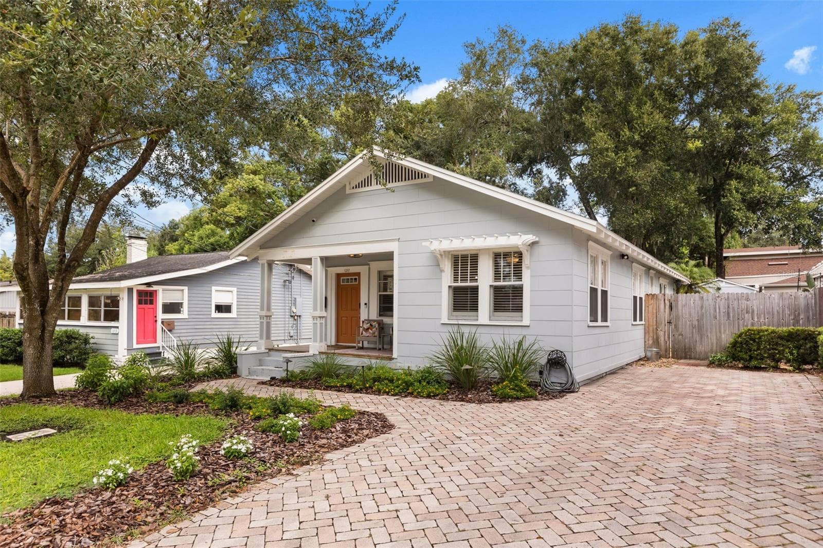 Large Paver Driveway - 1217 NOBLE PL, ORLANDO