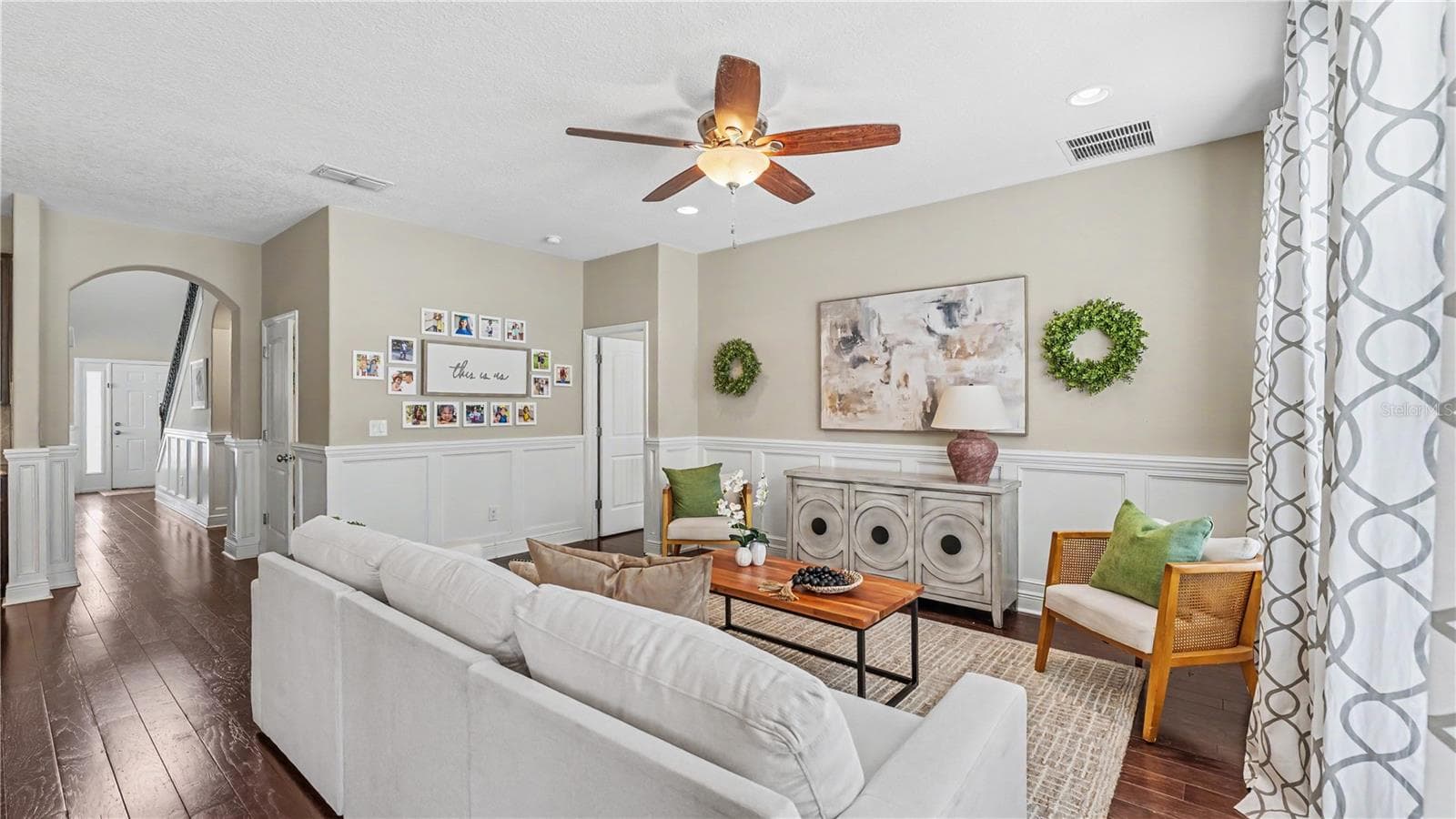 Single Family Residence at 132 MAGNETA LOOP, AUBURNDALE, photo 16 of 49