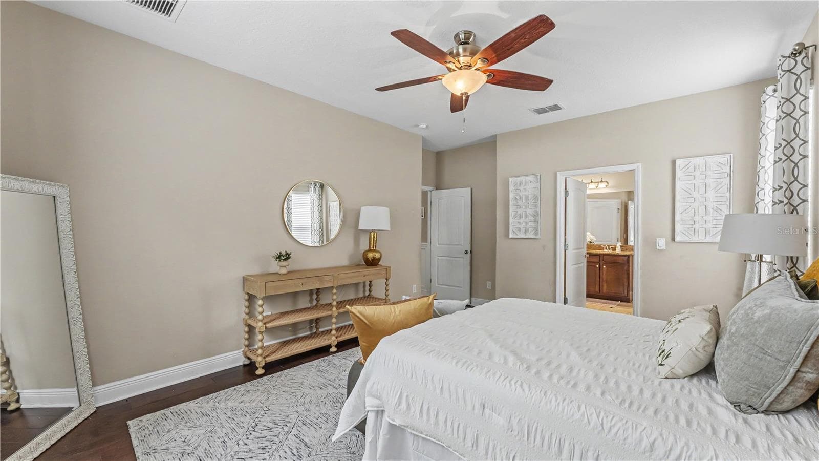 Single Family Residence at 132 MAGNETA LOOP, AUBURNDALE, photo 20 of 49