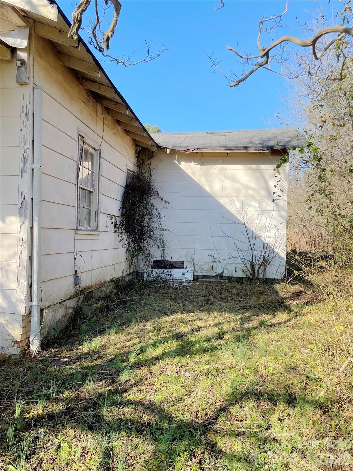 Single Family Residence at 32 Tell Davidson Road, Chesterfield, photo 6 of 25