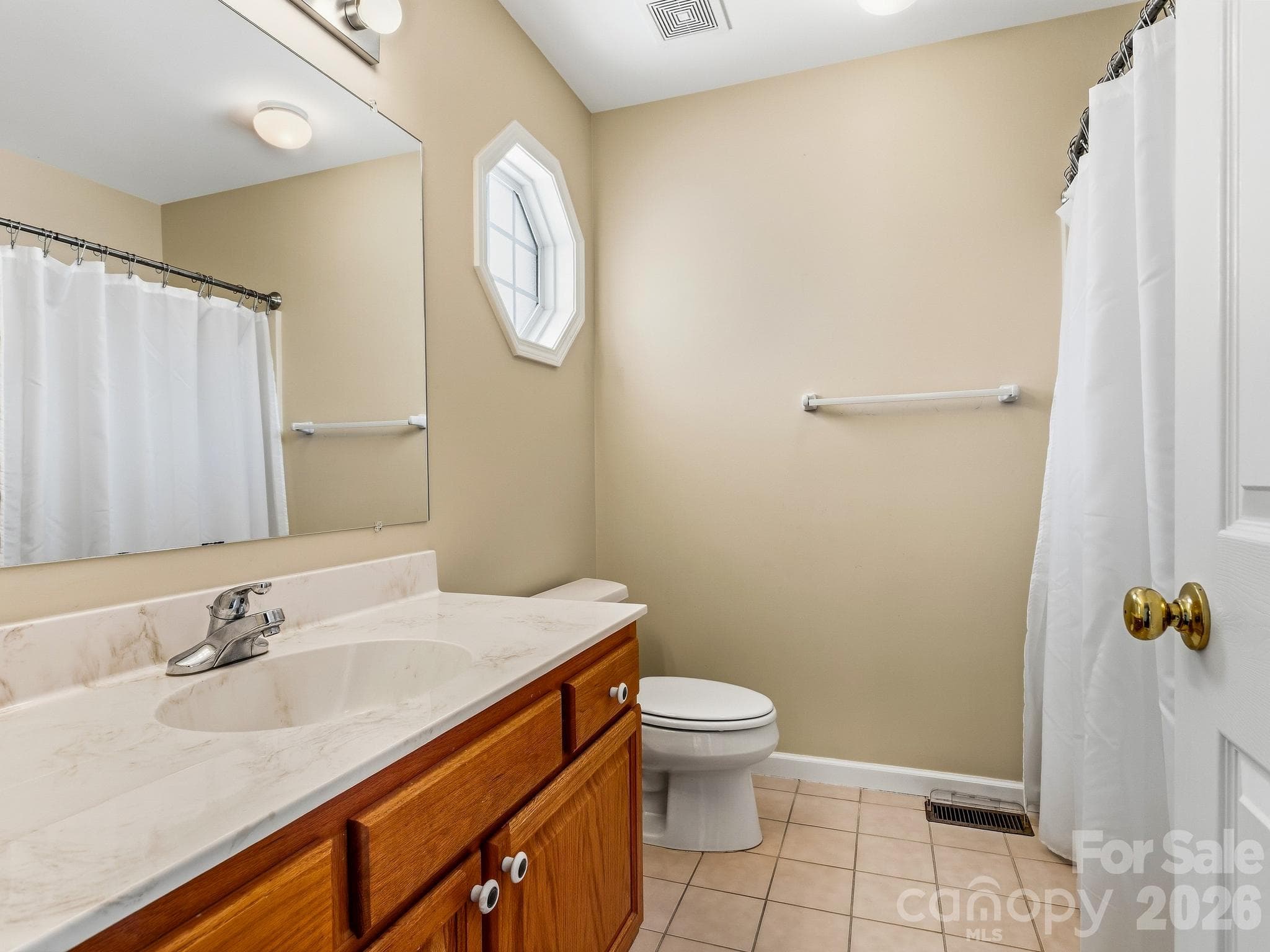 Townhouse at 286 Charlestown Drive, Hendersonville, photo 22 of 30