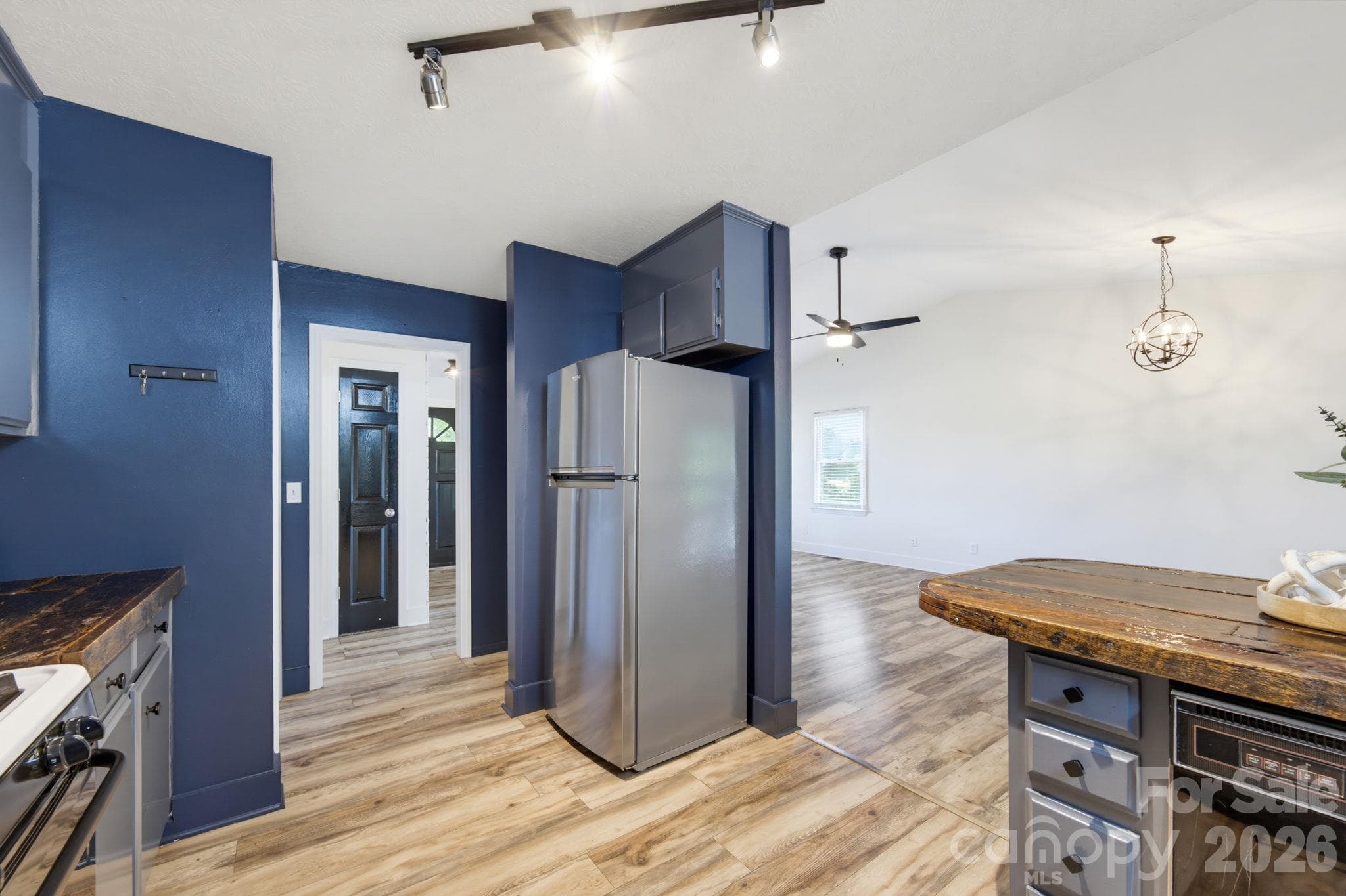 Single Family Residence at 28159 Poplins Grove Church Road, Albemarle, photo 11 of 28
